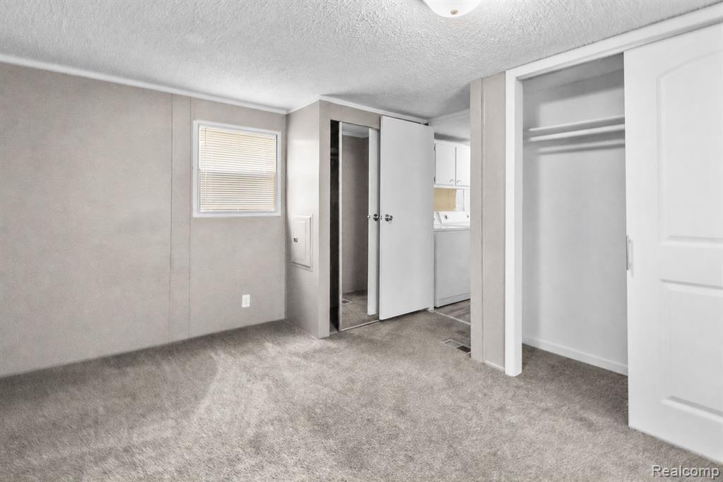 46000 Geddes Rd, 7, Canton, MI 48188 — Photo 5