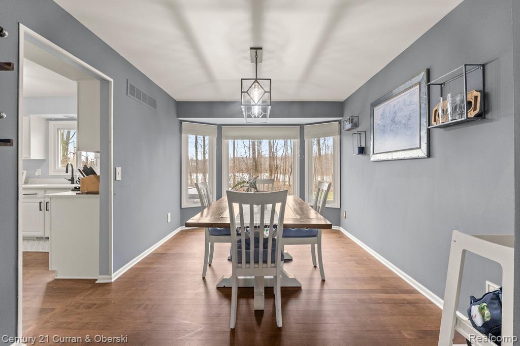 42745 LEDGEVIEW Drive, Novi, MI 48377 — Photo 9