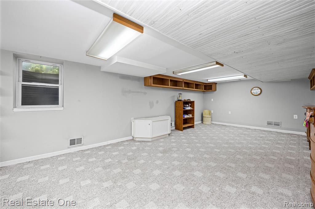 6740 Brockhurst Boulevard, West Bloomfield, MI — Photo 26