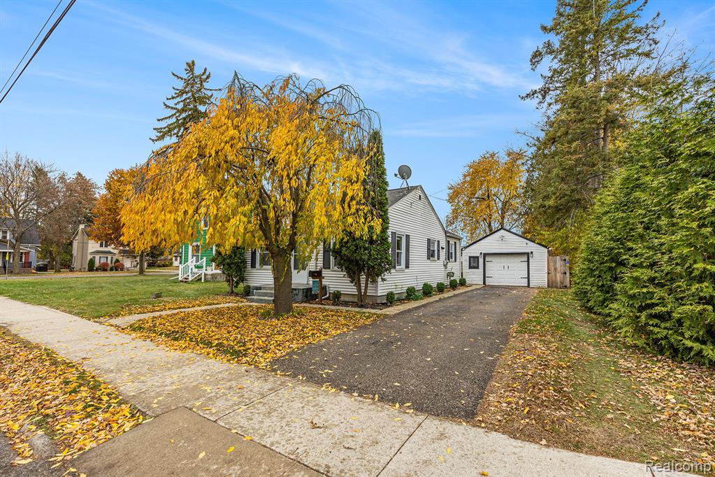 270 Pine Street, Imlay City, MI 48444 — Photo 14