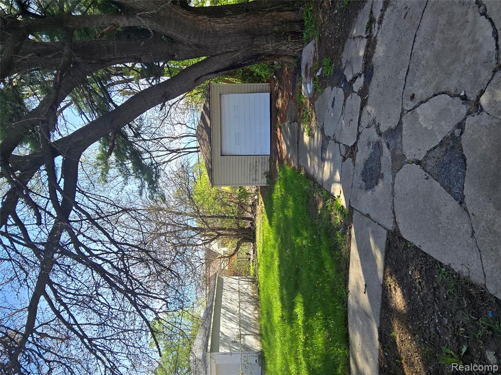 8842 Longacre Street, Detroit, MI 48228 — Photo 5
