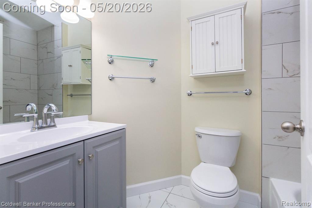 1093 Fairways Boulevard, Troy, MI 48085 — Photo 25