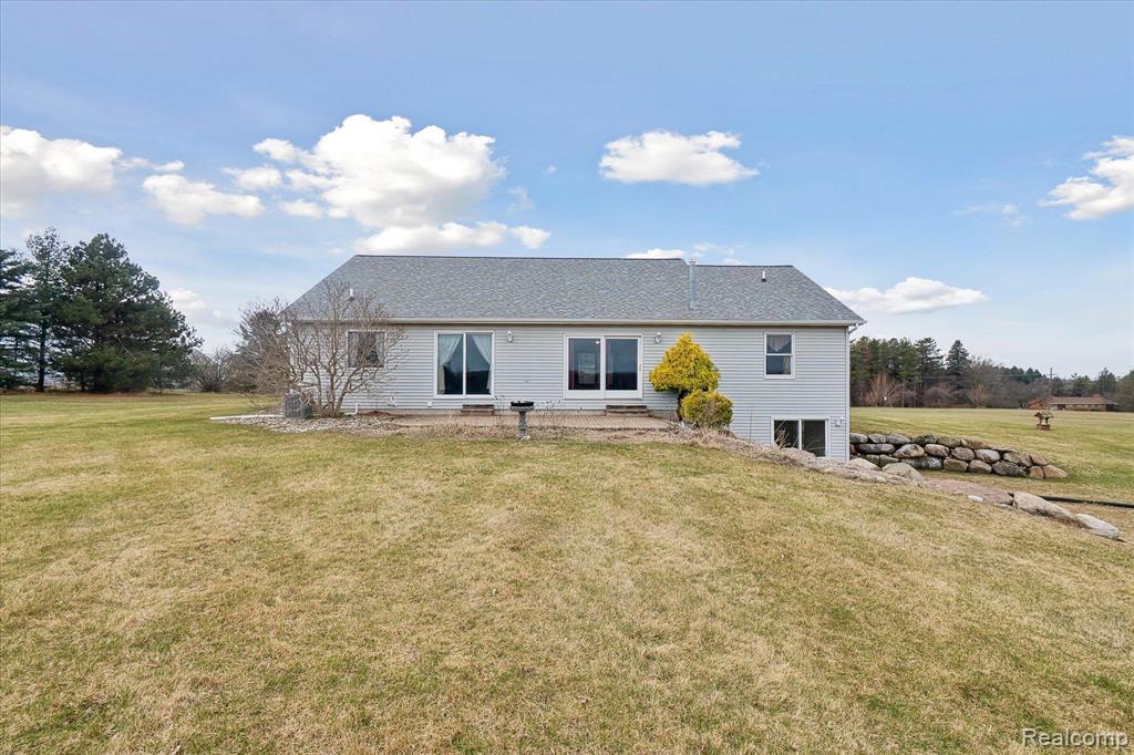 4332 LAKE PLEASANT Road, North Branch, MI 48461 — Photo 43