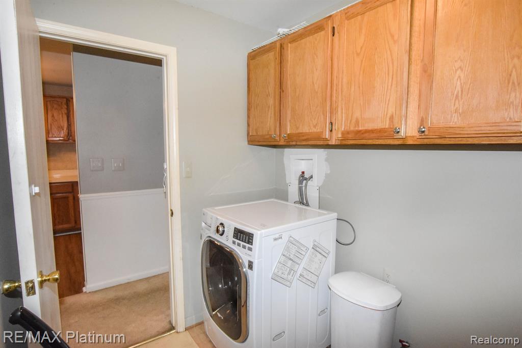 900 RIDGE, Brighton, MI 48116 — Photo 27