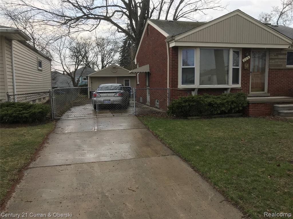 729 Cleophus Parkway, Lincoln Park, MI 48146 — Photo 2