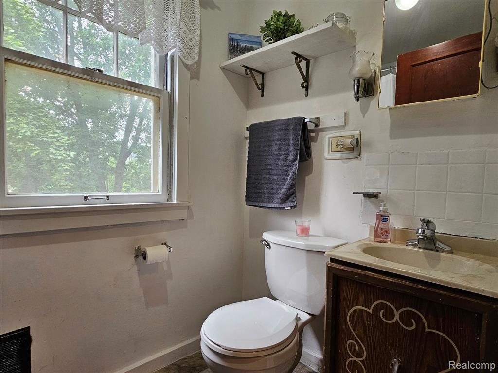 705 N Trumbull Street, Bay City, MI 48708 — Photo 15
