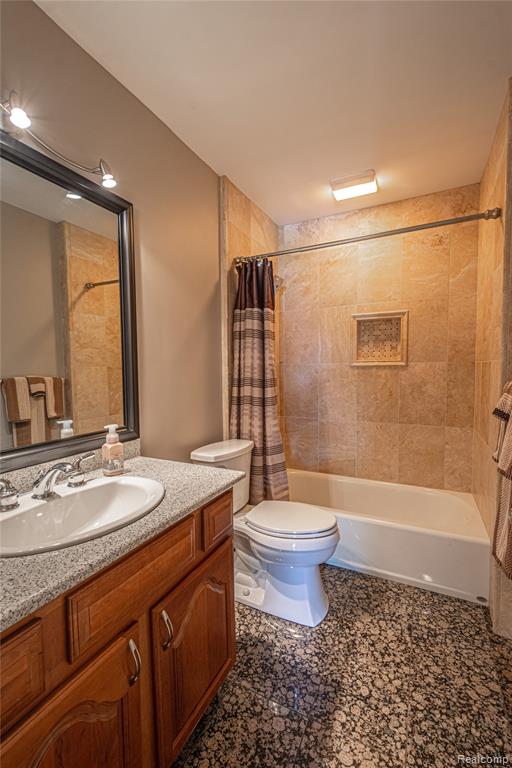 5429 Shorewood Drive, Fort Gratiot, MI 48059 — Photo 34