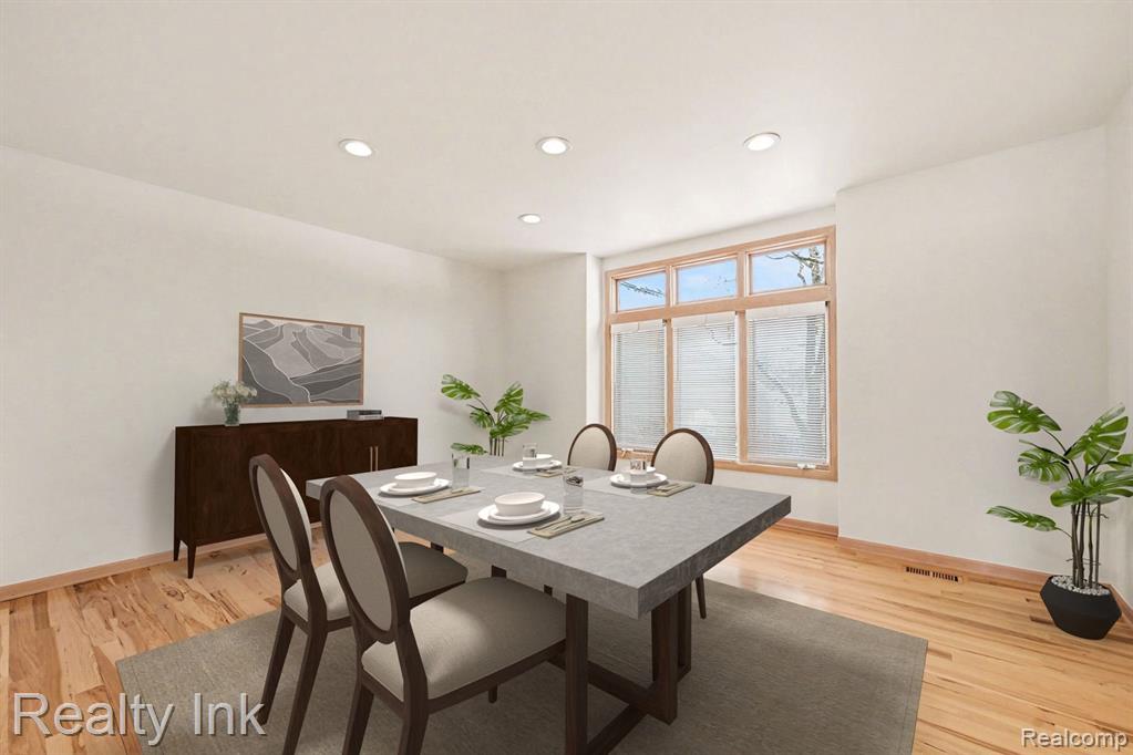 49235 S Fox Drive, Plymouth, MI, 48170