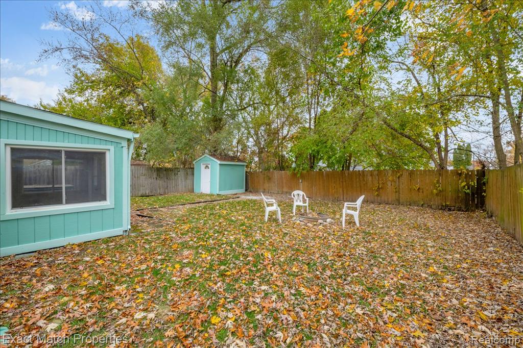 100 Danforth Street, White Lake, MI — Photo 29