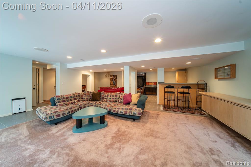 4683 Maura Lane, West Bloomfield, MI 48323 — Photo 35