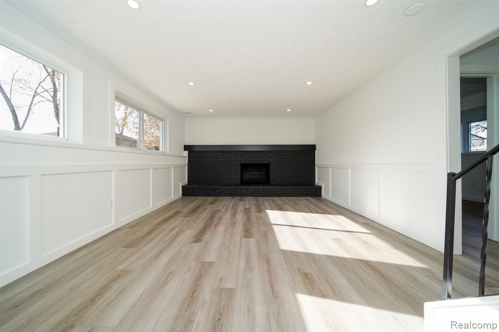 4060 Franklin Park Drive, Sterling Heights, MI 48310 — Photo 56