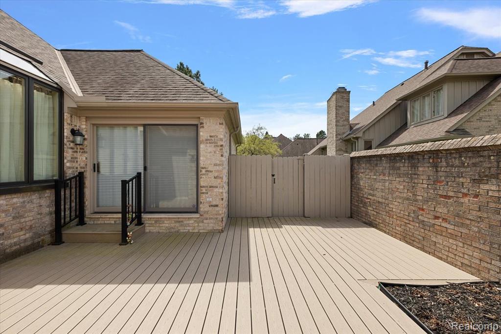 22025 Orchard Way, Beverly Hills, MI 48025 — Photo 46