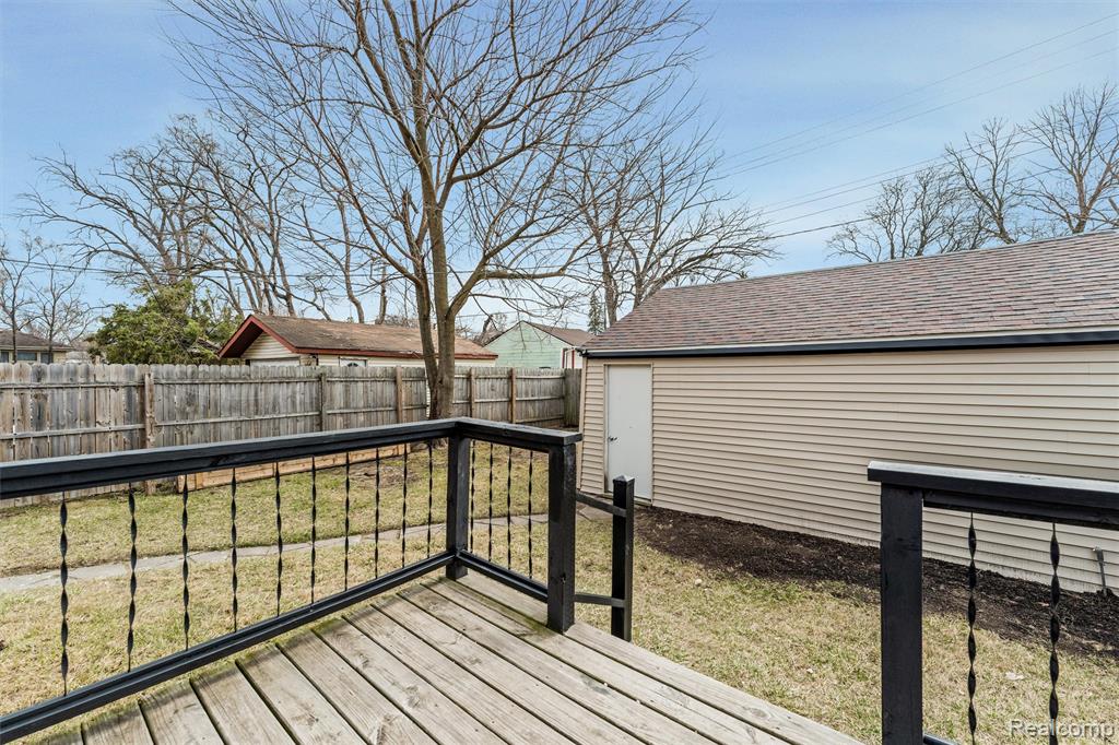 18943 Curtis Street, Detroit, MI 48219 — Photo 31