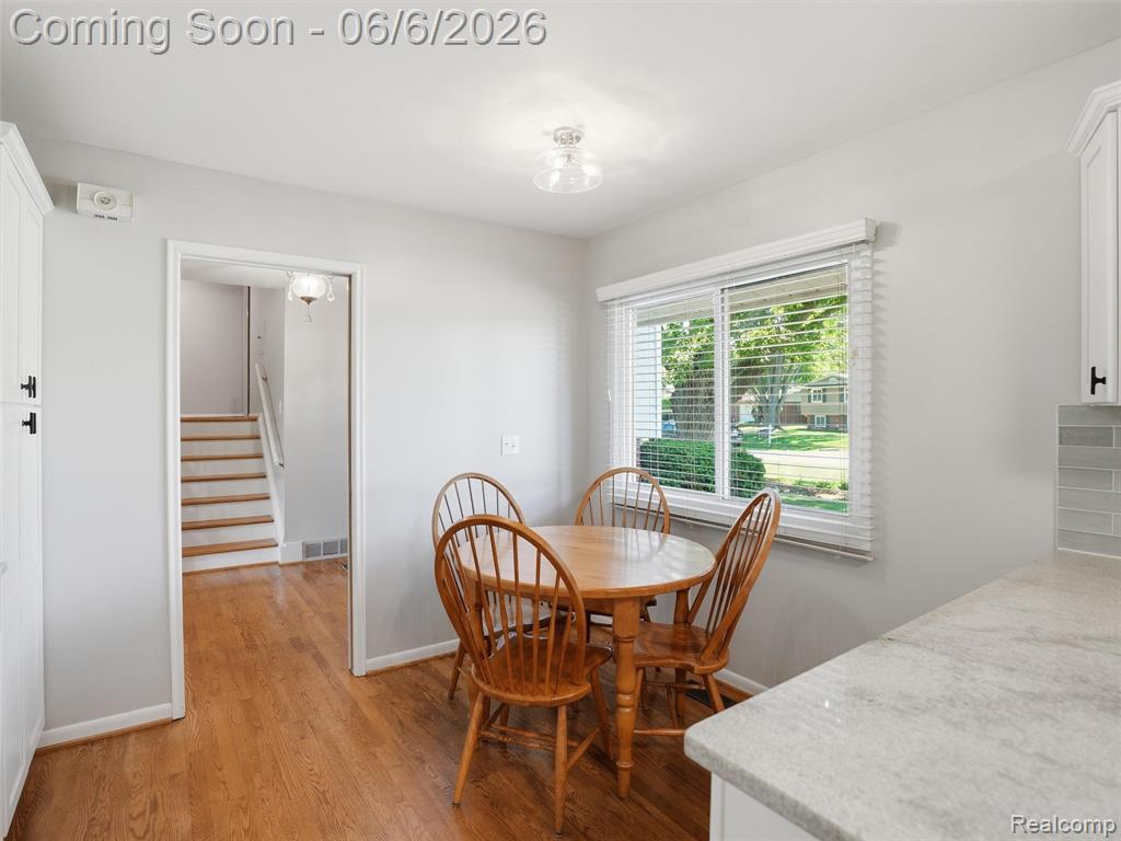 6623 Pine Eagle Lane, West Bloomfield, MI — Photo 12