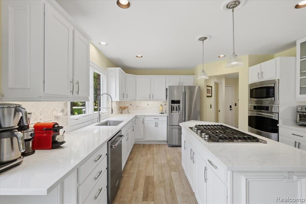10005 Creekwood Trail, Davisburg, MI 48350 — Photo 22