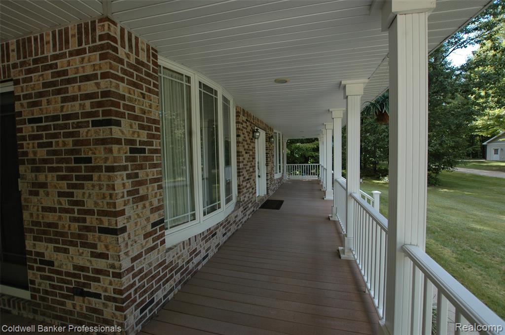 4266 River Drive NE, Gladwin, MI 48610 — Photo 4