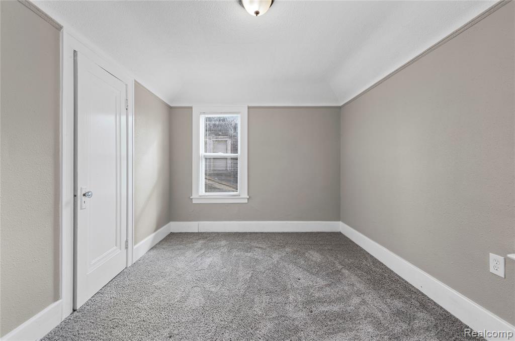 13100 Wilshire Drive, Detroit, MI 48213 — Photo 15