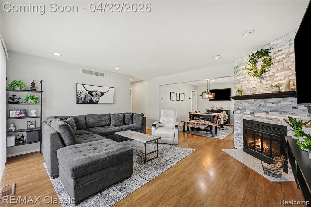 7981 Woodingham, 2, West Bloomfield, MI — Photo 3
