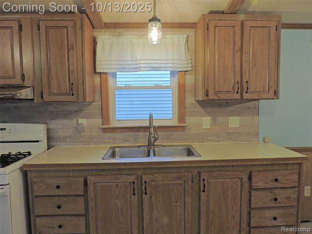 1475 S Nichols Road, Swartz Creek, MI 48473 — Photo 10