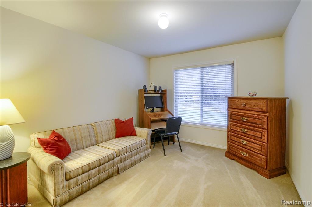 17430 N LUCILLE Circle, New Boston, MI 48164 — Photo 20