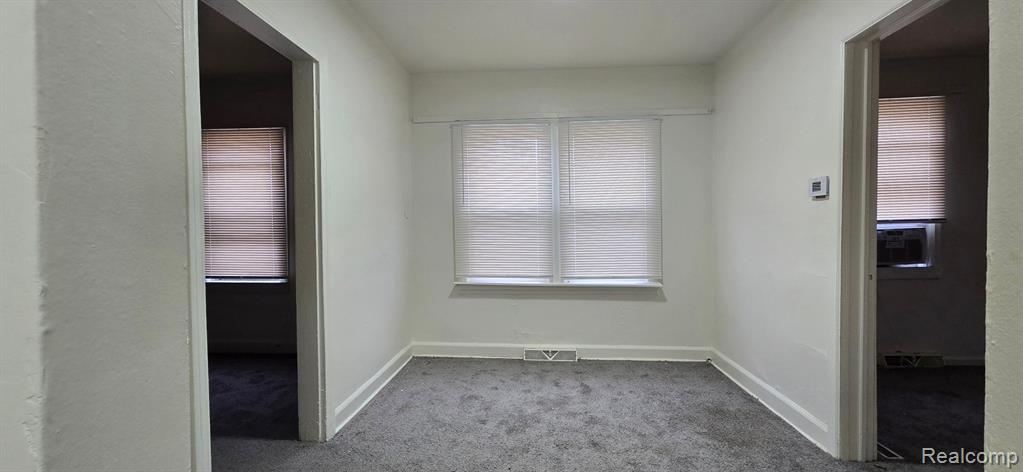 21004 PARKSIDE Boulevard, Ferndale, MI 48220 — Photo 11