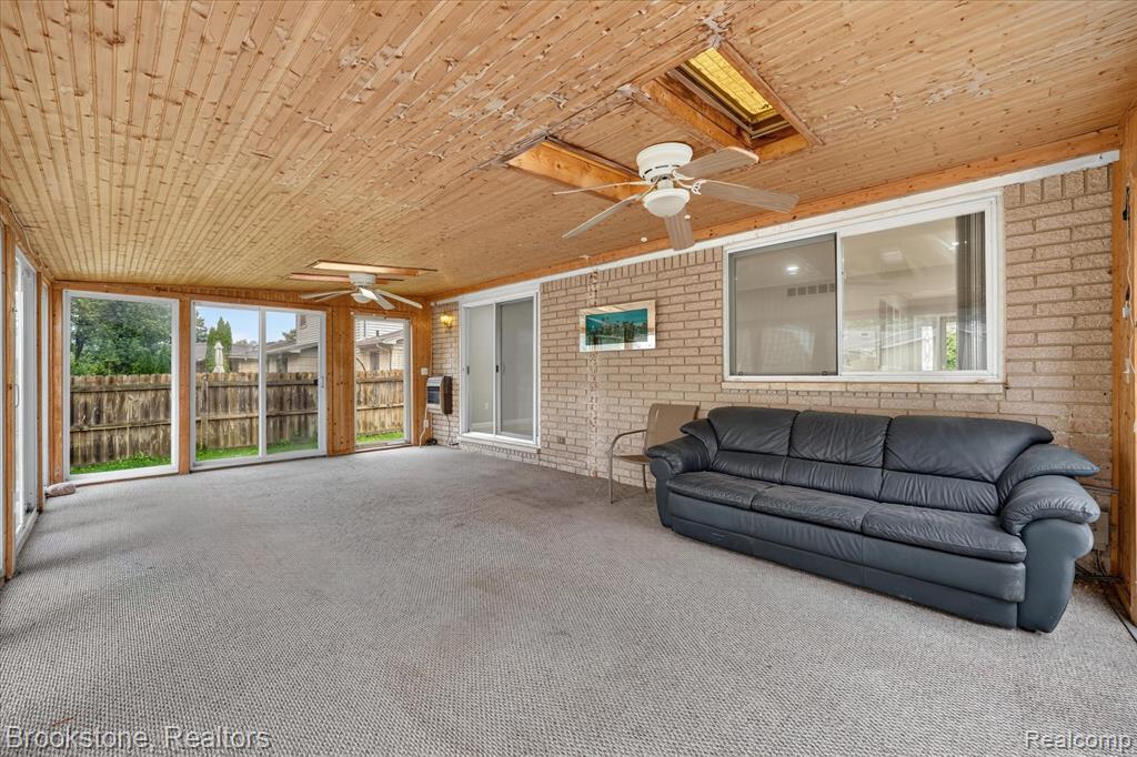 39795 Waldorf Drive, Clinton Twp, MI 48038 — Photo 33