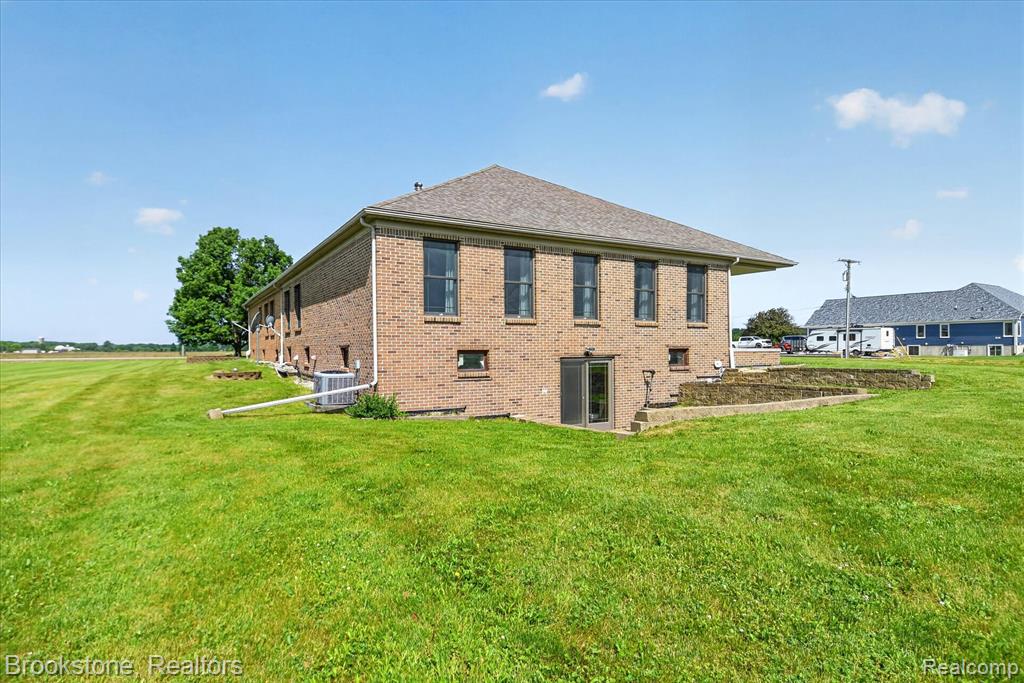 75230 Cryderman Road, Richmond, MI 48062 — Photo 14