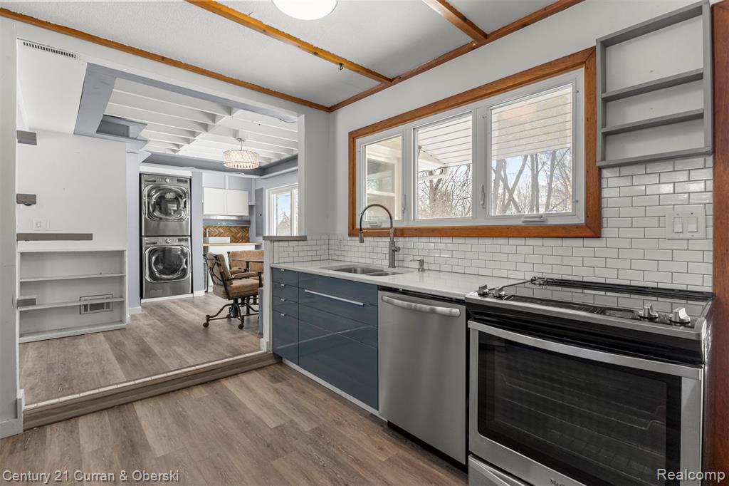 637 Ironwood Drive, Ann Arbor, MI 48103 — Photo 8