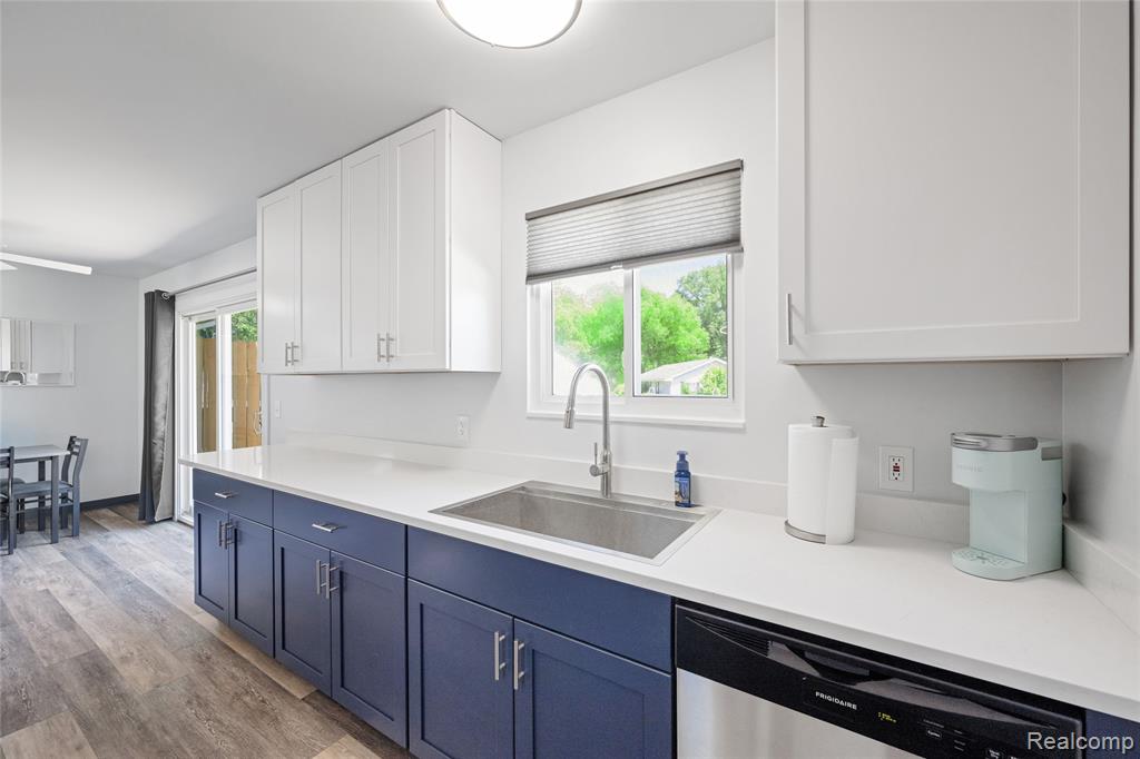 9551 Kress Road, Pinckney, MI 48169 — Photo 14