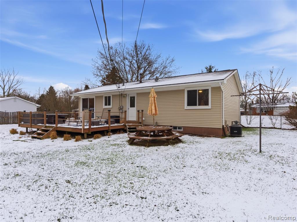 9368 Debby Jo Drive, Clawson, MI — Photo 43