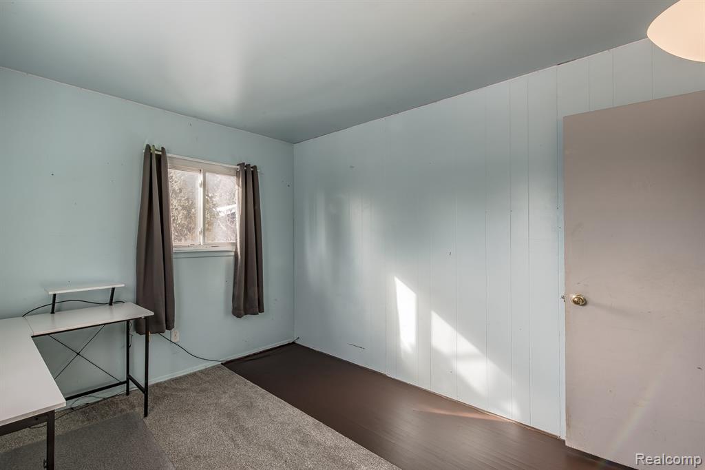8670 N Eston Road, Clarkston, MI 48348 — Photo 14