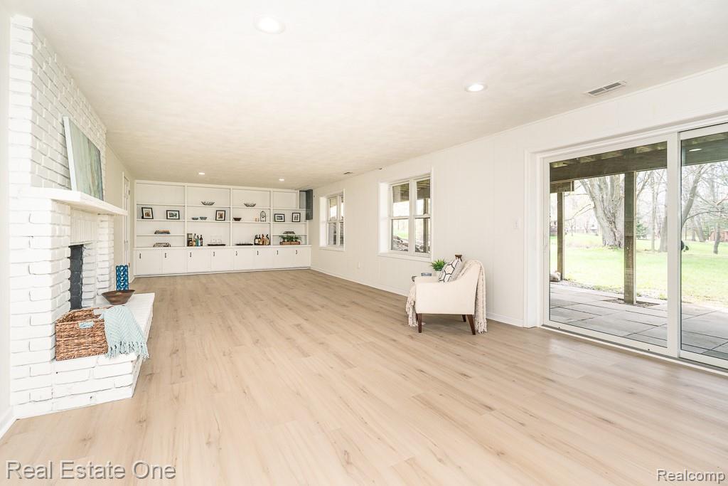 3210 Lake George Road, Oakland, MI — Photo 18