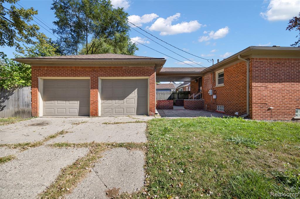 505 E Meyers Avenue, Hazel Park, MI 48030 — Photo 43