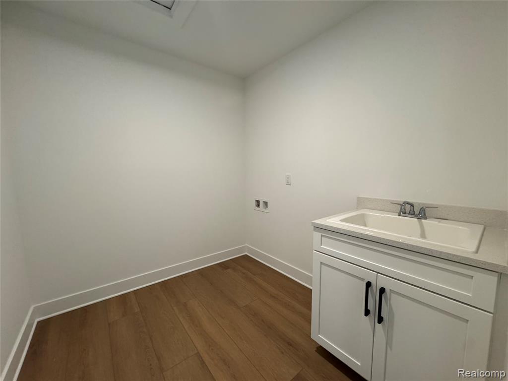 49482 Coldwater Ridge Drive, Northville, MI — Photo 18