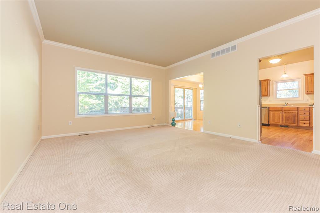 9970 Whispering Woods Drive, Pinckney, MI 48169 — Photo 16
