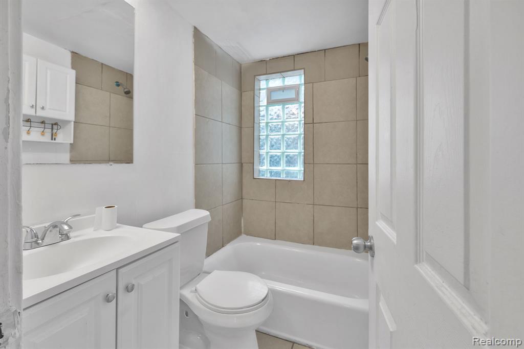 16147 Snowden Street, Detroit, MI 48235 — Photo 15