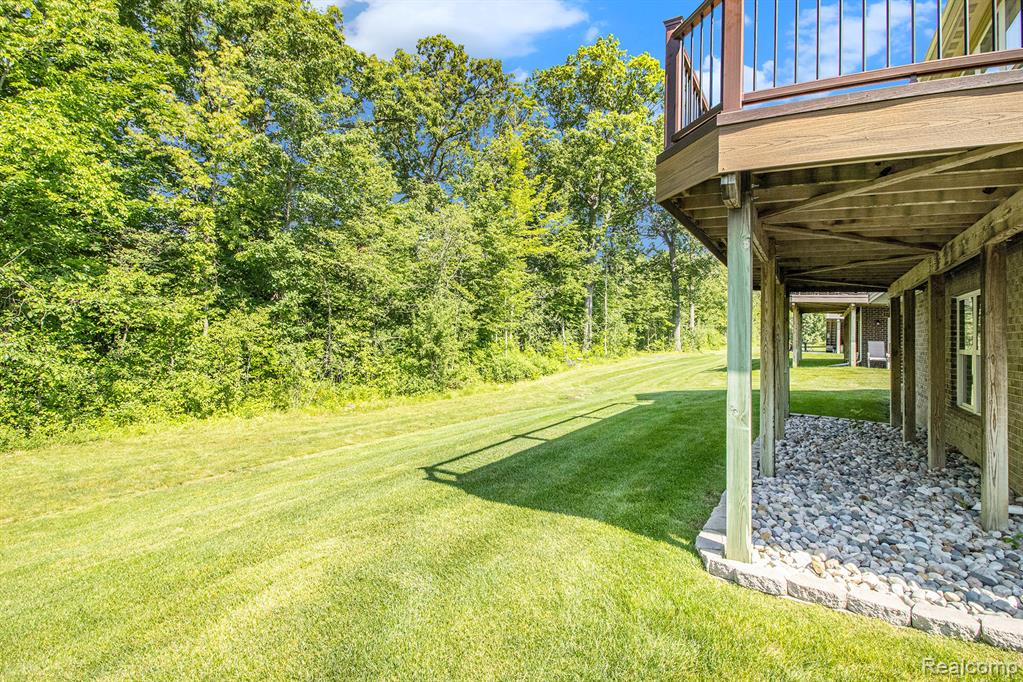4104 Ashdale Way, Clarkston, MI 48348 — Photo 26