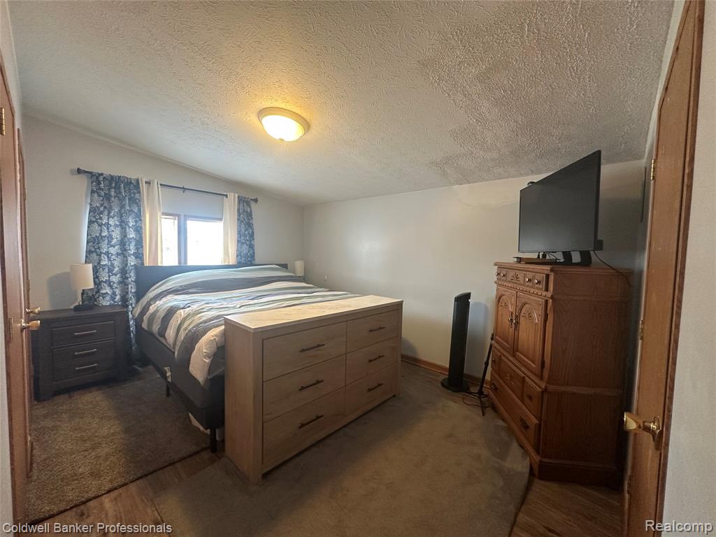 94 Twin Oaks Drive, Lapeer, MI 48446 — Photo 4