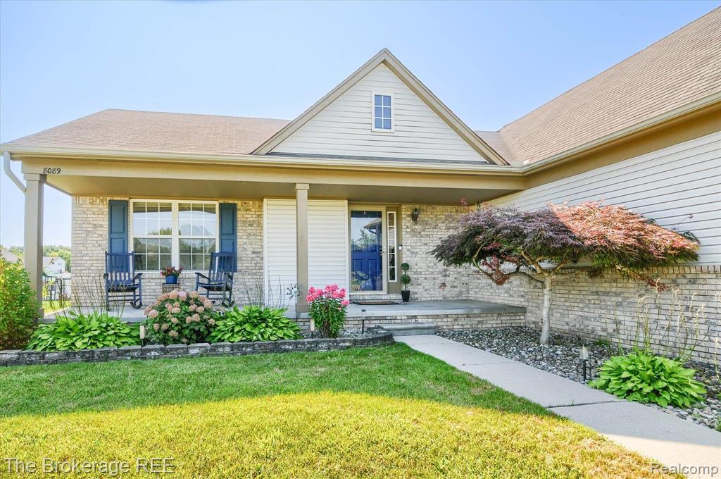 8089 PENINSULA Circle, Grand Blanc, MI 48439 — Photo 3
