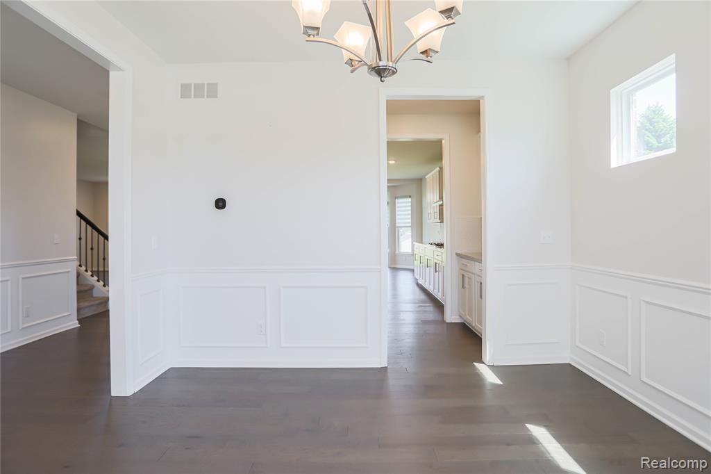 13101 Valencia Drive, Utica, MI 48315 — Photo 22