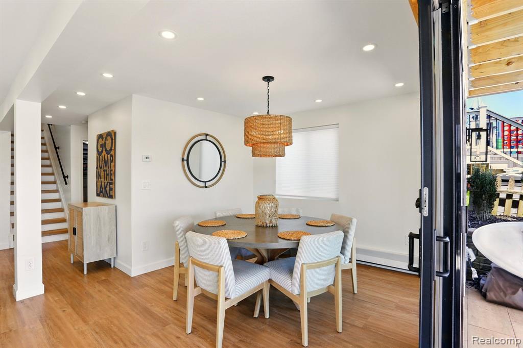 807 PINE TREE Road W, Lake Orion, MI 48362 — Photo 20
