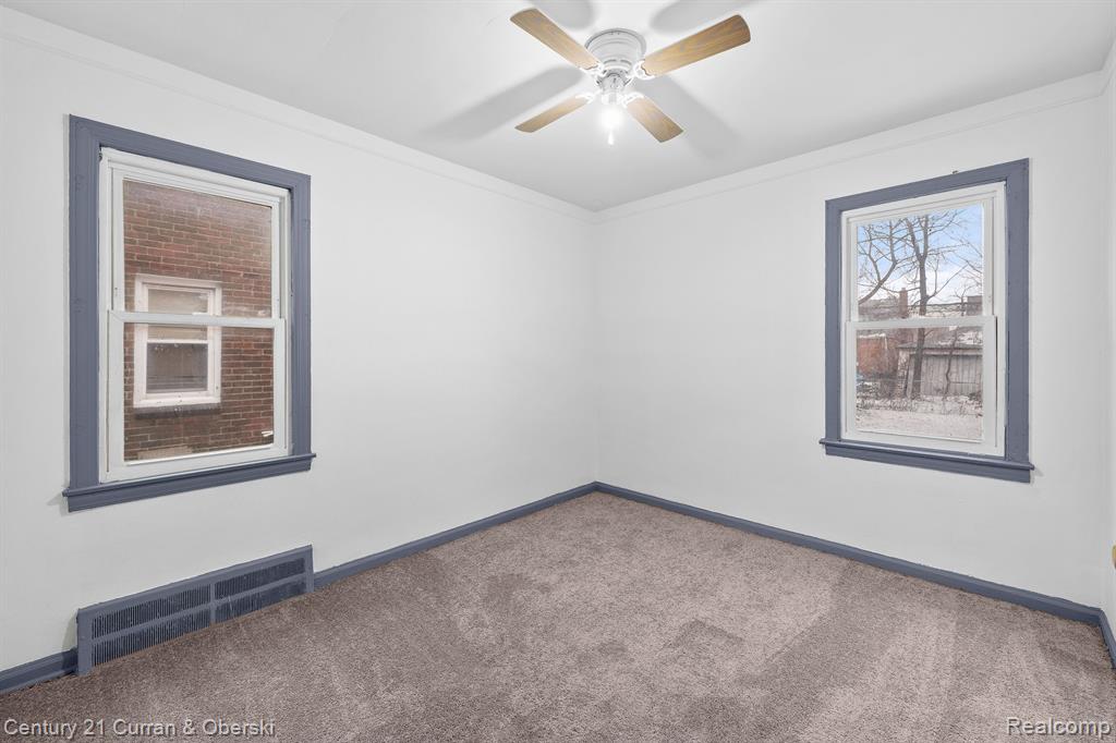 8841 WHITCOMB Street, Detroit, MI 48228 — Photo 8
