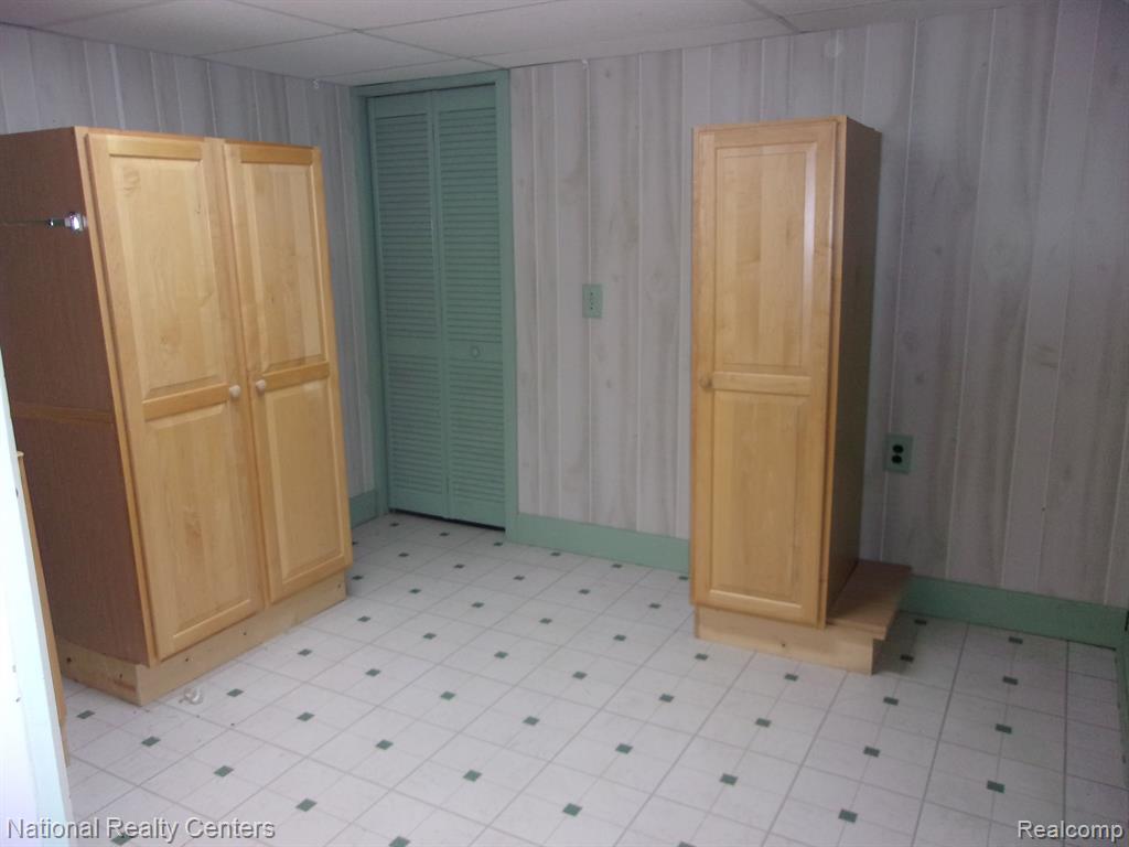 5856 HENRY RUFF Road, Garden City, MI — Photo 29