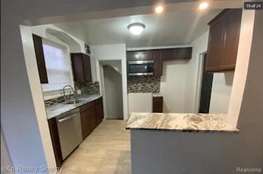 3865 Grayton Street, Detroit, MI 48224 — Photo 5