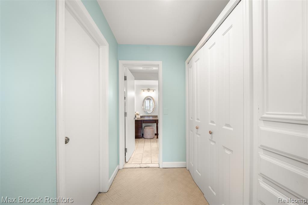 4695 Maura Lane, West Bloomfield, MI 48323 — Photo 33