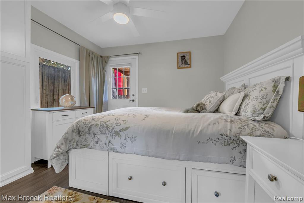3087 Brock Street, Keego Harbor, MI 48320 — Photo 11