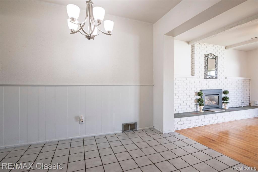 7349 IROQUOIS Street, Westland, MI — Photo 10
