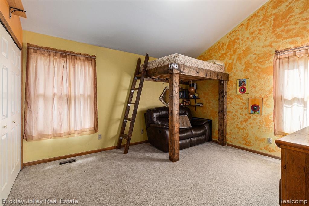 928 WESTWIND SHORE Drive, Howell, MI 48843 — Photo 18