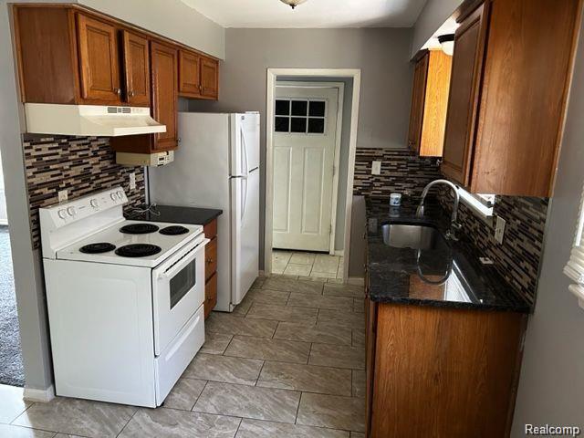 5879 OLDHAM Street, Taylor, MI — Photo 3