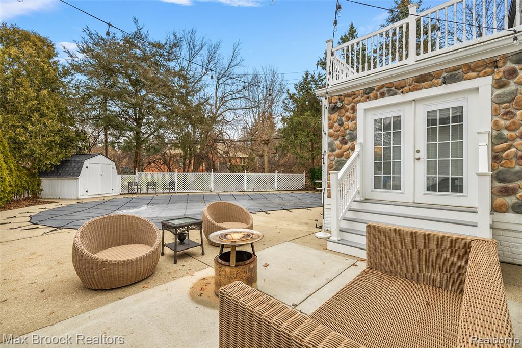 692 Bennington Drive, Bloomfield Hills, MI 48304 — Photo 37